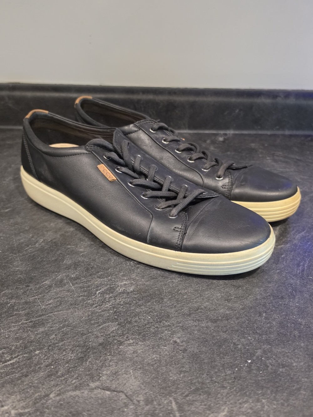 Ecco Men's Size 15 Black Leather Sneakers